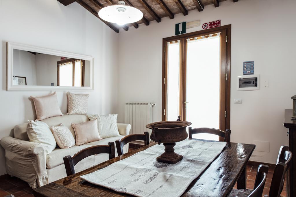 Apartamento Borgo Del Faggio Montepulciano Stazione Exterior foto