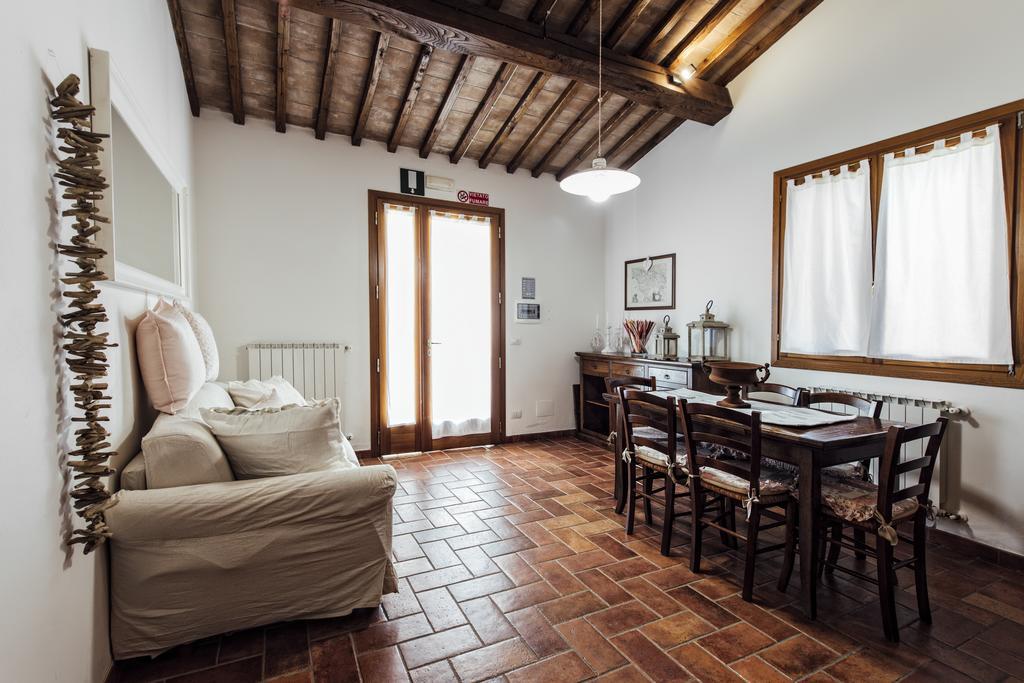 Apartamento Borgo Del Faggio Montepulciano Stazione Exterior foto